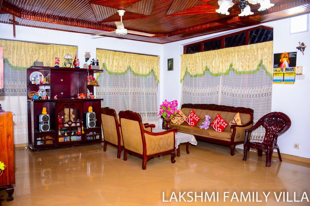 Lakshmi Family Villa Негомбо Экстерьер фото